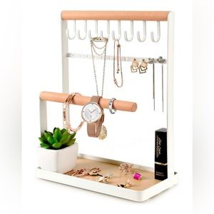 NWT Jewelry Organizer 4-Tier Stand Holder